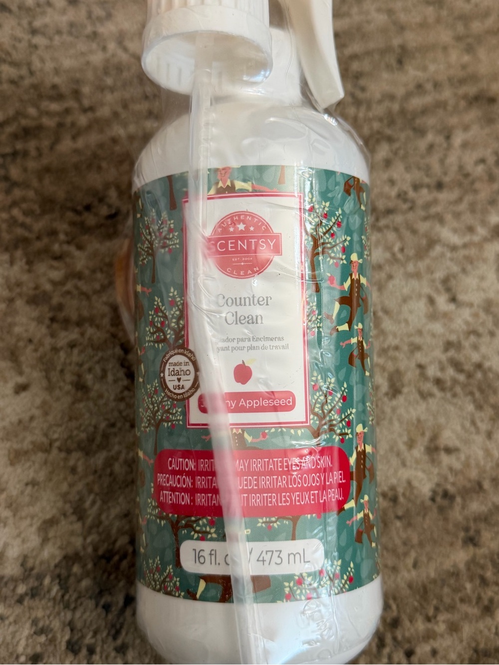 Scentsy Counter Clean Spray - Johnny Appleseed